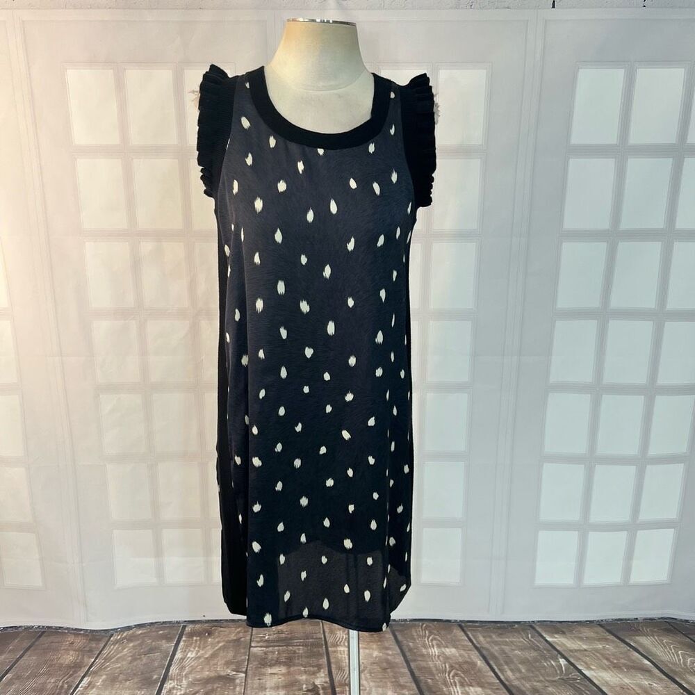 🔥🔥5 for $25🔥🔥 Zero Degrees Celsuis Black Pullover Ruffle Sleeve Crew Neck Dress